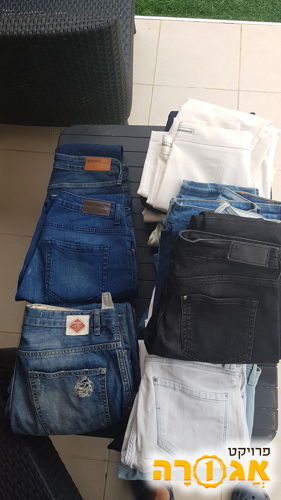 ג'ינסים ומכנסיים לנשים