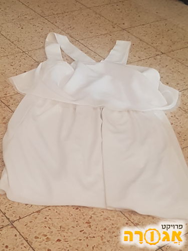 שמלה לבנה