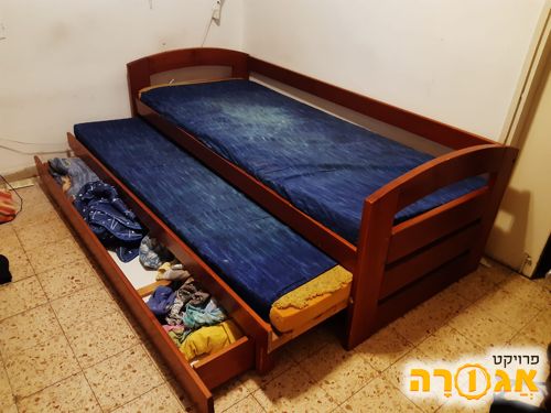 מיטת יחיד עם מיטה נפתחת וארגז מצעים