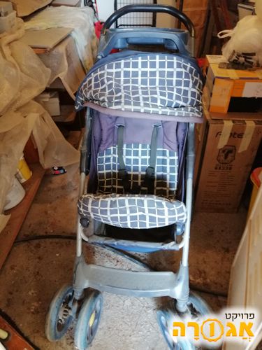 עגלה (יש גם כסא לתינוק עם מגש)