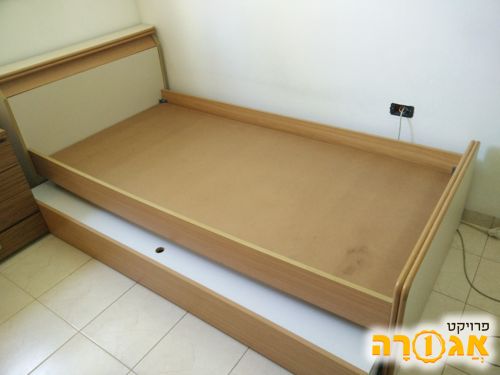 Twin Size Bed, Pull Out Bed with Storage
