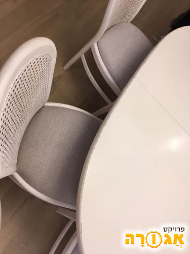 פינת אוכל- שולחן +6 כיסאות