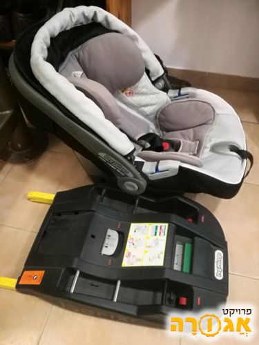כיסא תינוק לרכב