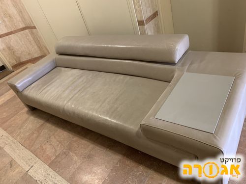 ספה לסלון מעוצבת וייחודית