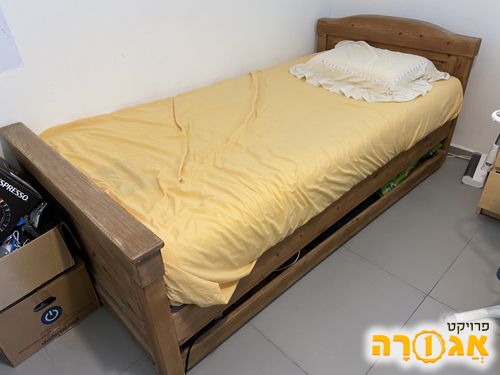 מיטת עץ ילדים / נוער ברוחב 90-100 סמ