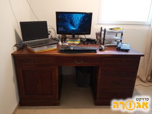 שולחן משרדי מהודר מעץ מלא