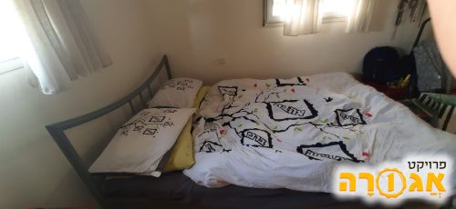 מיטה זוגית ומיטת ילדים עד גיל 13