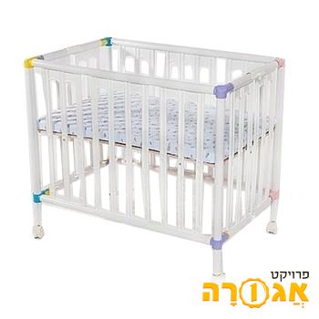 עריסה או מיטת תינוק