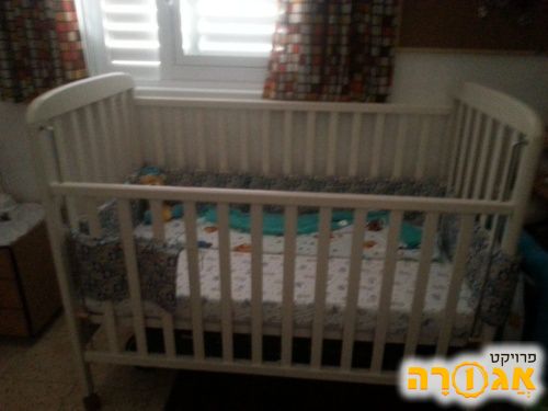מיטת תינוק