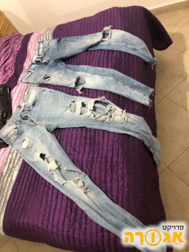 שני ג'ינסים