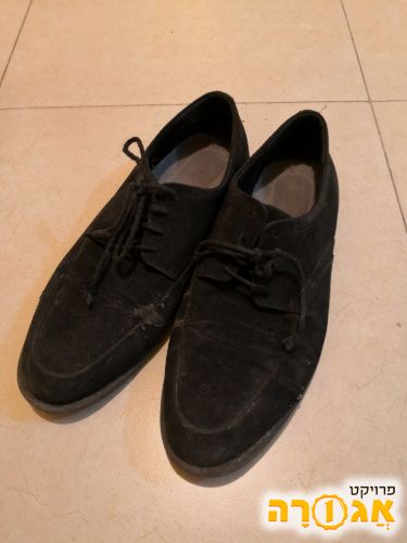 נעליים שחורות לגבר, מידה 46-47