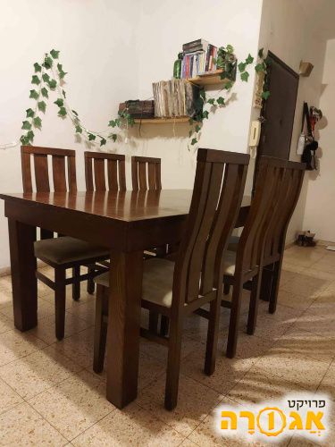 שולחן עץ מלא איכותי ו6 כסאות!