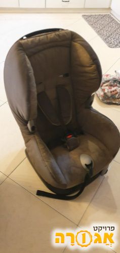 כיסא בטיחות לרכב