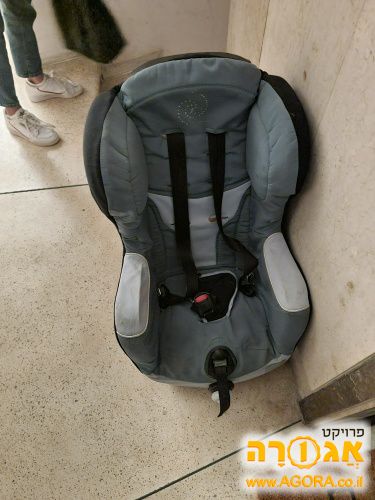 כסא מלכותי לרכב לתינוק