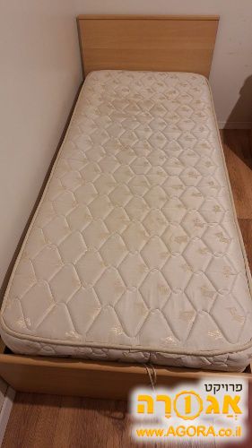 מיטת יחיד עם ארגז מצעים ומזרון