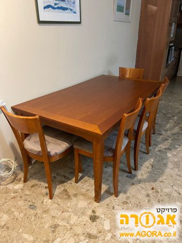 שולחן אוכל + כסאות