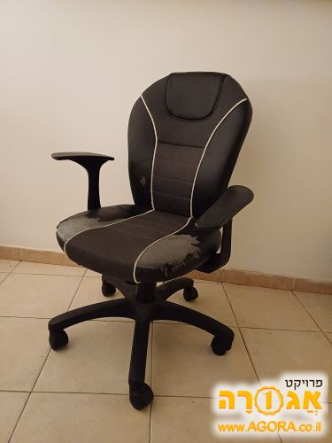 כיסא מחשב שחור