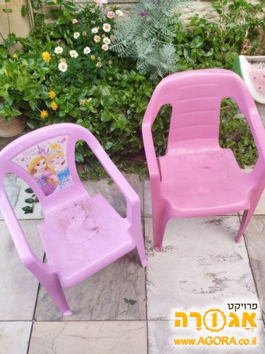 2 כסאות ילדים