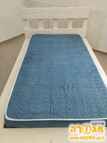מיטה 1 מטר