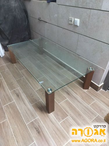 שולחן נמוך גדול