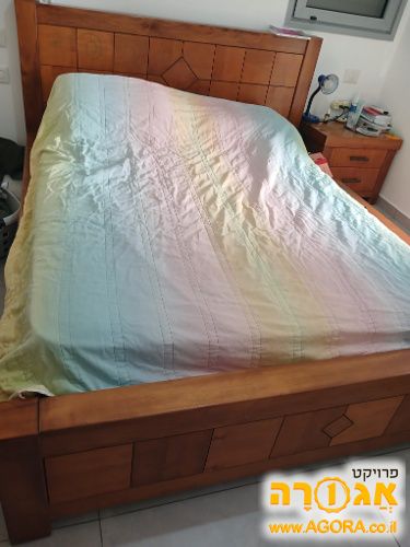 מיטה זוגית 160 עם שידות