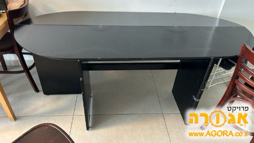 שולחן עץ מלא שחור