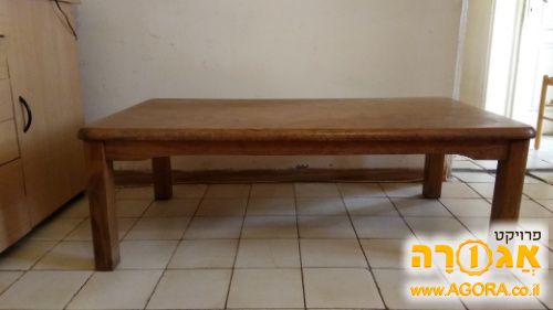 שולחן עץ מלא לסלון