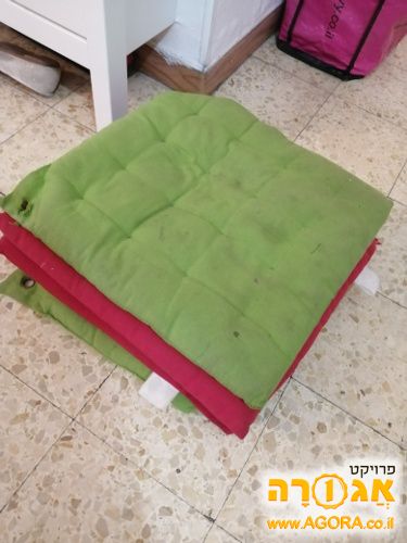 כריות מושב לכסאות