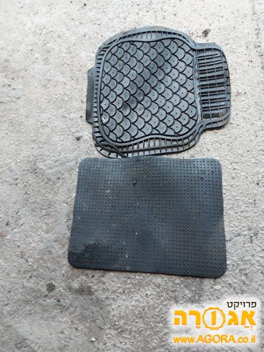 שטיחי גומי לרכב