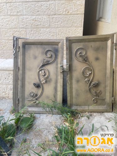 דלתות מתכת מעוצב לארון קודש בתוספת מנעול