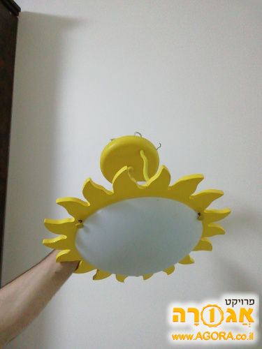 מנורה תקרה לחדר ילדים