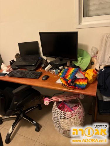 שולחן עבודה מעולה