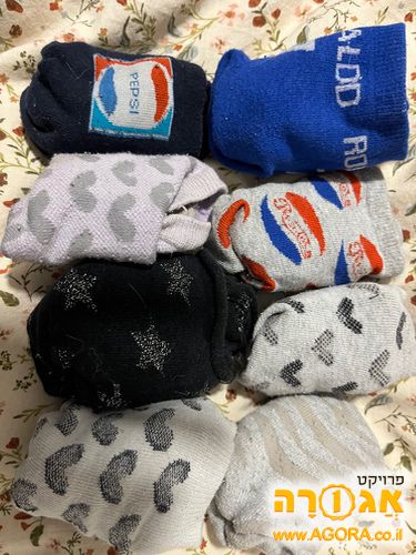 גרביים בנות