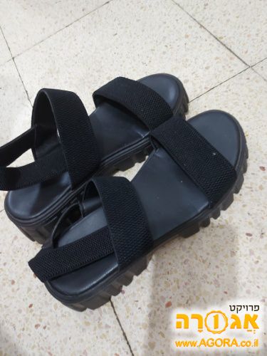 סנדל חדש לאישה