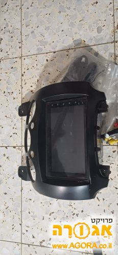 מערכת מולטימדיה לרכב