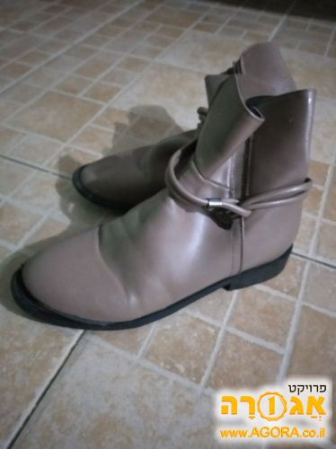 חצי מגף