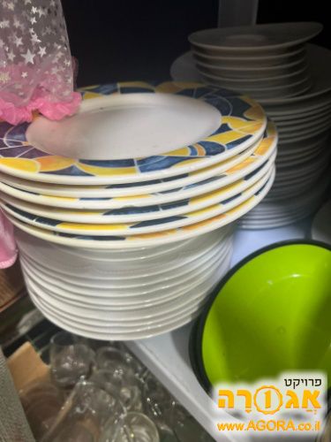 צלחות