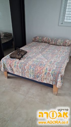 מיטה וחצי