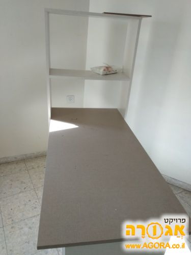שולחן מחשב