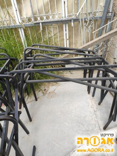 בסיס ברזל שולחנות
