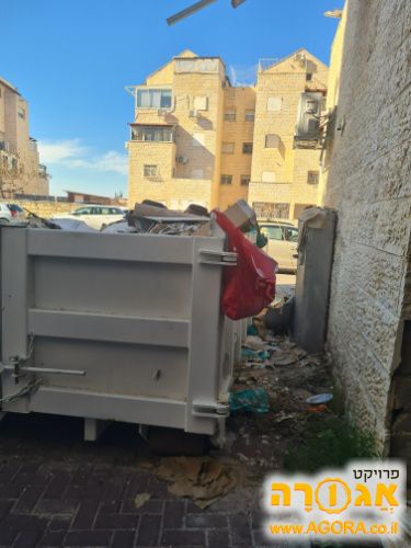 שקית בגדים