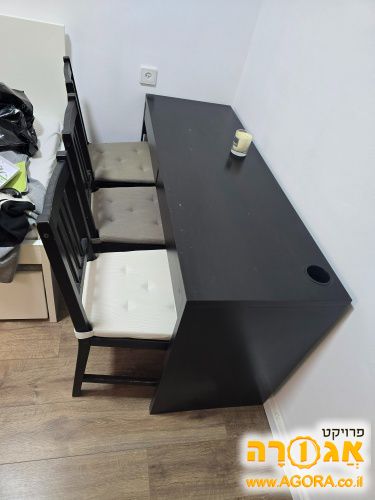 שולחן איקאה