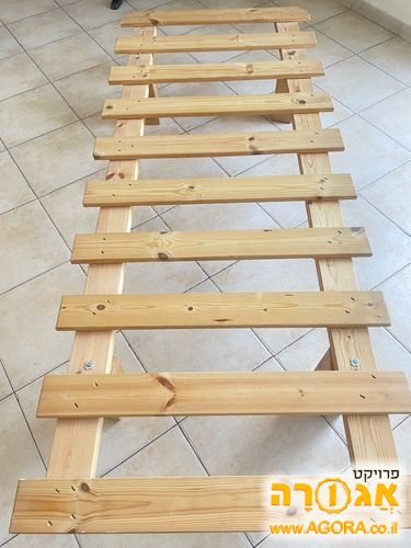 בסיס למיטת יחיד