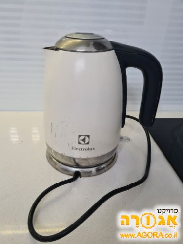 קומקום חשמלי