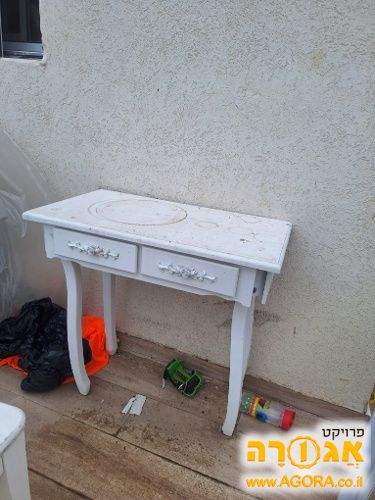 שולחן כתיבה
