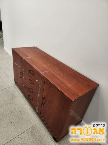 ארונית