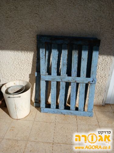 אוסף פריטים לגינה קהילתית