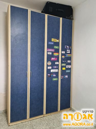 ארון בגדים