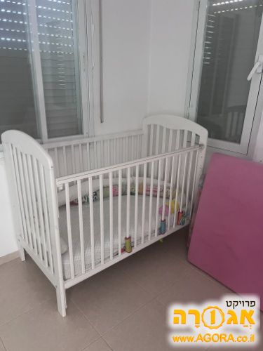 מיטת תינוק