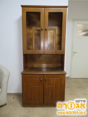 ארונית